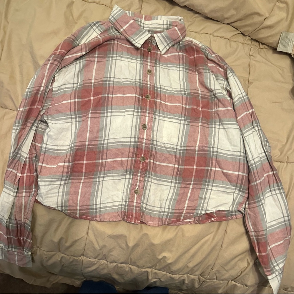 American Eagle Outfitters Red and White Checkered Shirt